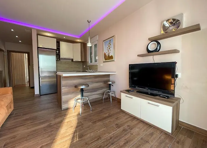 Apartment Paradiso